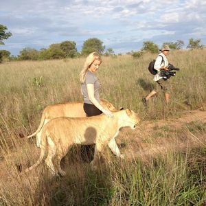 Meet your Posher, Loren